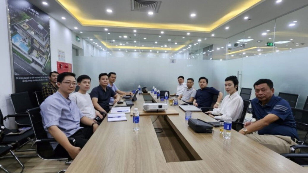 HOẠT ĐỘNG CỦA KTS. TRẦN SƠN – Cuộc họp với khách hàng xây Biệt thự sang trọng tại Thanh Hóa.